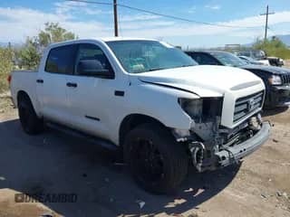 2007 Toyota Tundra SR5 z VIN 5TFEV541X7X031703, wystawiony jako IAAI lot #43209855 z przebiegiem 147 050 mil mil oraz . Historia ofert i sprzedaży dostępna na DreamBid. Obrazek 1.