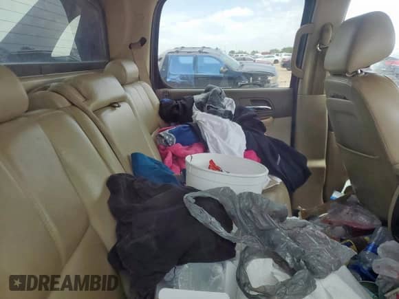 2013 Chevrolet Avalanche LT с VIN 3GNMCFE02DG107354, выставлен на аукционе Copart как лот 59345885 с пробегом 208 521 миль миль и Списание • Salvage title. История ставок и продаж доступна на DreamBid. Изображение 10.