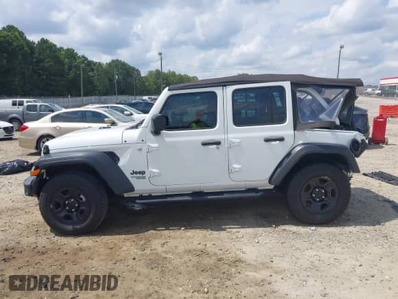 2021 Jeep Wrangler Unlimited Sport Altitude with VIN 1C4HJXDN3MW759324, listed as a IAAI auction lot 43048122 with 65,984 mi miles and . Bid and sale history available at DreamBid. Image 15.