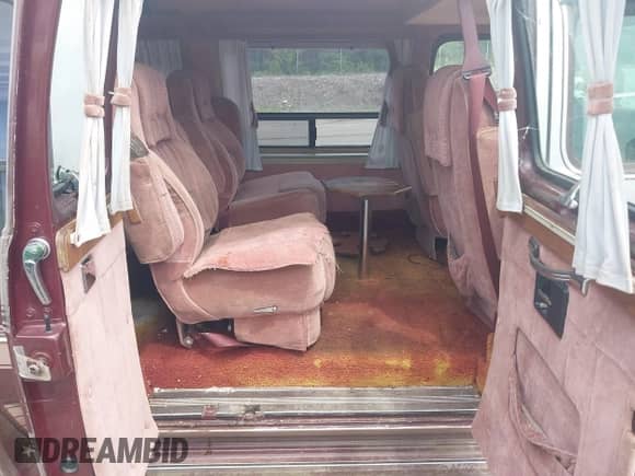 1989 Chevrolet Chevy Van с VIN 2GBEG25K0K4119457, выставлен на аукционе IAAI как лот 42713337 с пробегом 11 598 миль миль и . История ставок и продаж доступна на DreamBid. Изображение 8.