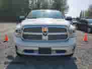 2018 Ram 1500 Laramie z VIN 1C6RR7VM4JS229960, wystawiony jako Copart lot #69930925 z przebiegiem 101 001 mil mil oraz Szkoda całkowita • Salvage title. Historia ofert i sprzedaży dostępna na DreamBid. Obrazek 5.