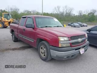 2004 Chevrolet Silverado 1500 with VIN 2GCEC19V141401407, listed as a IAAI auction lot 41890769 with 288,995 mi miles and . Bid and sale history available at DreamBid. Image 1.