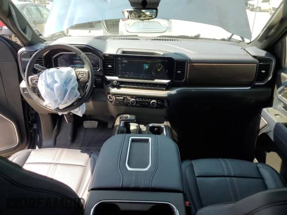 2022 Chevrolet Silverado 1500 High Country z VIN 2GCUDJED8N1510082, wystawiony jako Copart lot #60685805 z przebiegiem 43 226 mil mil oraz Szkoda całkowita • Salvage title. Historia ofert i sprzedaży dostępna na DreamBid. Obrazek 8.