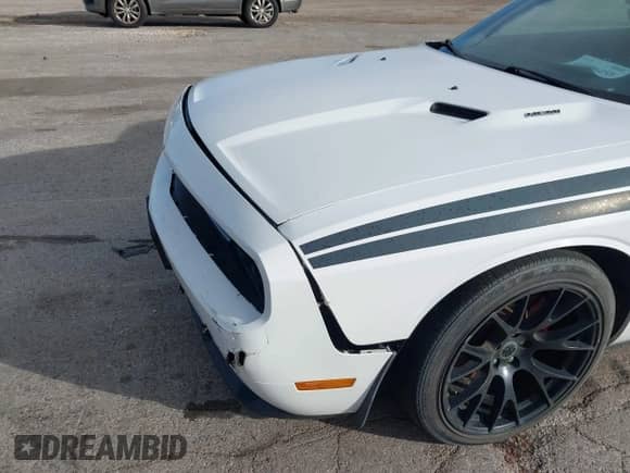 2013 Dodge Challenger R/T Plus z VIN 2C3CDYBTXDH531266, wystawiony jako IAAI lot #43506450 z przebiegiem 74 712 mil mil oraz . Historia ofert i sprzedaży dostępna na DreamBid. Obrazek 6.