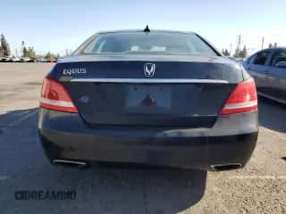 2014 Hyundai Equus Ultimate z VIN KMHGH4JHXEU090899, wystawiony jako Copart lot #71749675 z przebiegiem 118 886 mil mil oraz Czysty tytuł • Clean title. Historia ofert i sprzedaży dostępna na DreamBid. Obrazek 6.