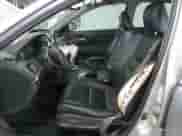 2011 Honda Accord SE с VIN 1HGCP2F61BA125328, выставлен на аукционе Copart как лот 71997605 с пробегом 164 670 миль миль и Списание • Salvage title. История ставок и продаж доступна на DreamBid. Изображение 7.