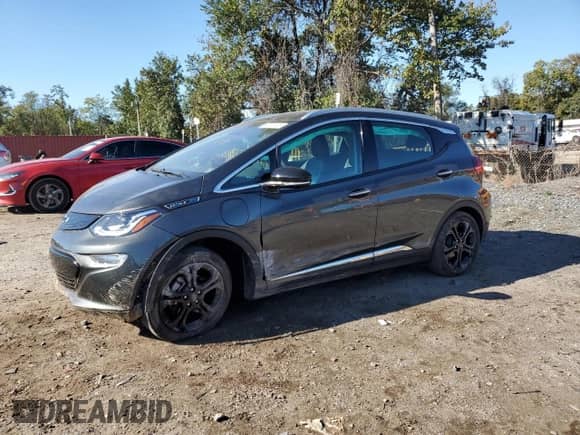 2020 Chevrolet Bolt EV Premier с VIN 1G1FZ6S0XL4140062, выставлен на аукционе Copart как лот 86087325 с пробегом 22 105 миль миль и Списание • Salvage title. История ставок и продаж доступна на DreamBid. Изображение 1.