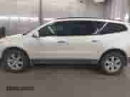 2011 Chevrolet Traverse 1LT z VIN 1GNKRGED8BJ146573, wystawiony jako IAAI lot #43398380 z przebiegiem 149 181 mil mil oraz . Historia ofert i sprzedaży dostępna na DreamBid. Obrazek 15.