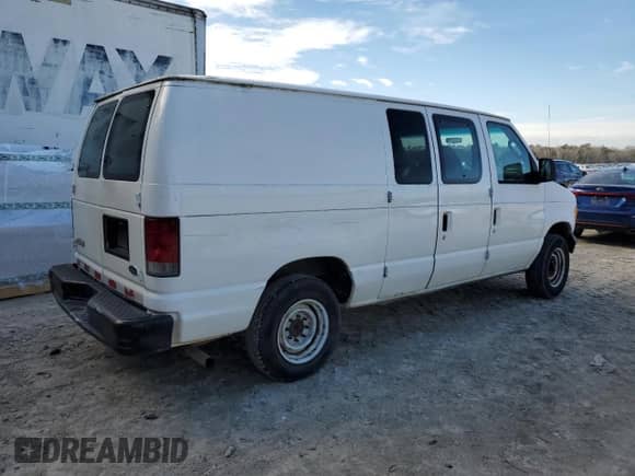 2007 Ford Econoline Cargo Commercial z VIN 1FTNE14W37DA49384, wystawiony jako Copart lot #47226195 z przebiegiem Nie podano mil oraz Czysty tytuł • Clean title. Historia ofert i sprzedaży dostępna na DreamBid. Obrazek 3.