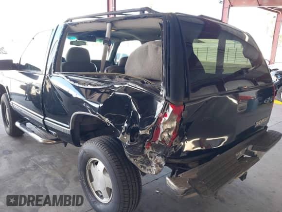 1999 Chevrolet Tahoe с VIN 3GNEK18R7XG193687, выставлен на аукционе IAAI как лот 42939577 с пробегом 103 008 миль миль и . История ставок и продаж доступна на DreamBid. Изображение 6.