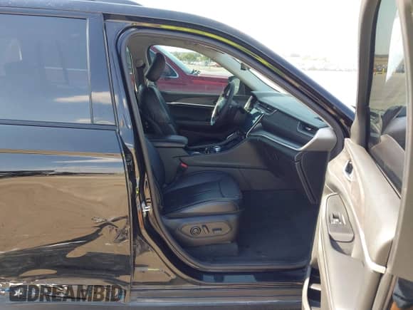 2023 Jeep Grand Cherokee Limited с VIN 1C4RJHBG2P8778759, выставлен на аукционе IAAI как лот 43366814 с пробегом 44 497 миль миль и . История ставок и продаж доступна на DreamBid. Изображение 5.