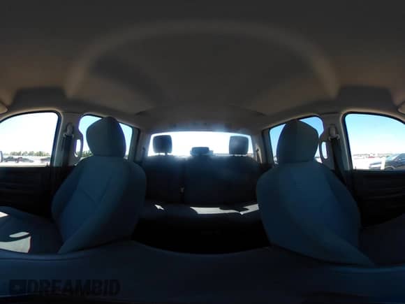 2014 Ram 1500 Express z VIN 3C6RR6KT6EG234063, wystawiony jako IAAI lot #43163130 z przebiegiem 204 129 mil mil oraz . Historia ofert i sprzedaży dostępna na DreamBid. Obrazek 18.