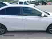 2016 Toyota Camry XLE with VIN 4T1BF1FK6GU127954, listed as a IAAI auction lot 42751763 with 118,690 mi miles and . Bid and sale history available at DreamBid. Image 13.