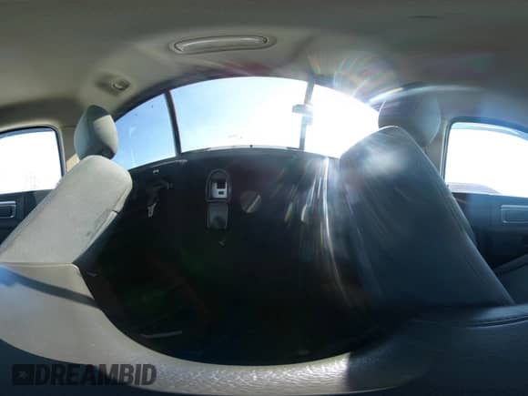 2014 Ram 1500 Express z VIN 3C6JR6AT5EG111434, wystawiony jako IAAI lot #41663335 z przebiegiem 227 039 mil mil oraz . Historia ofert i sprzedaży dostępna na DreamBid. Obrazek 18.