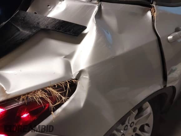 2020 Chevrolet Blazer LT with VIN 3GNKBDRS5LS574385, listed as a IAAI auction lot 42944279 with 118,780 mi miles and . Bid and sale history available at DreamBid. Image 6.