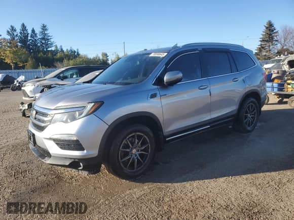 2017 Honda Pilot EX-L with VIN 5FNYF6H83HB505431, listed as a Copart auction lot 70898645 with 308,208 mi miles and Clean title. Bid and sale history available at DreamBid. Image 1.