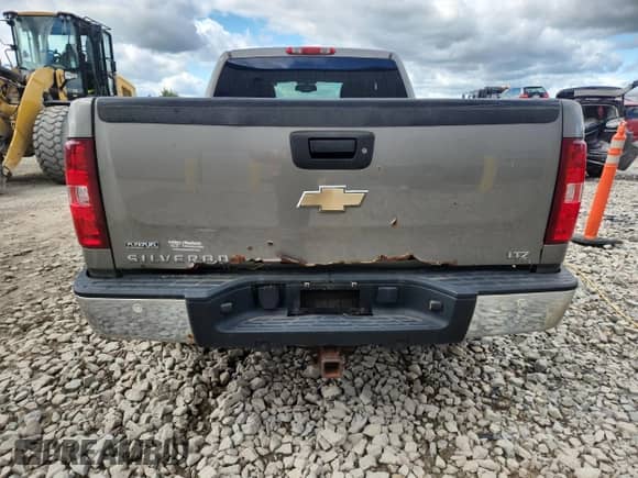 2009 Chevrolet Silverado 1500 LTZ с VIN 1GCEK39019Z156660, выставлен на аукционе Copart как лот 71166145 с пробегом 234 970 миль миль и Чистый • Clean title. История ставок и продаж доступна на DreamBid. Изображение 6.