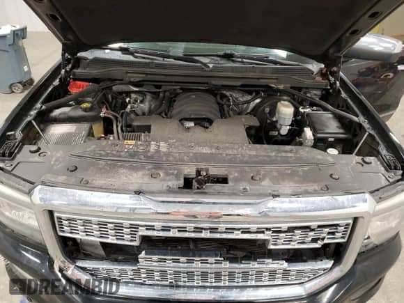 2016 GMC Sierra 1500 Denali z VIN 3GTU2PEJ7GG127971, wystawiony jako Copart lot #49950805 z przebiegiem 177 976 mil mil oraz Szkoda całkowita • Salvage title. Historia ofert i sprzedaży dostępna na DreamBid. Obrazek 12.