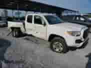 2021 Toyota Tacoma SR с VIN 3TYRX5GN3MT005928, выставлен на аукционе Copart как лот 55757665 с пробегом 139 272 миль миль и Списание • Salvage title. История ставок и продаж доступна на DreamBid. Изображение 4.