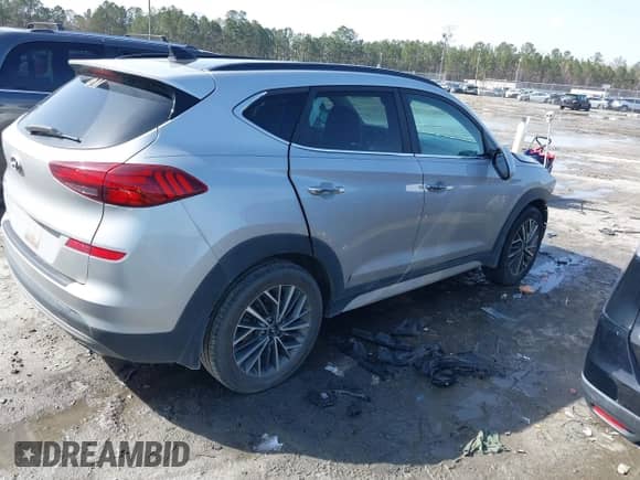 2020 Hyundai Tucson Sport with VIN KM8J33AL1LU194245, listed as a IAAI auction lot 41726909 with Not provided miles and . Bid and sale history available at DreamBid. Image 4.