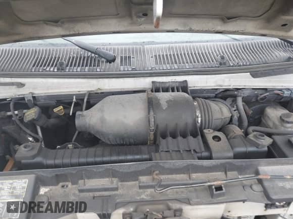 2009 Ford Econoline Cargo Commercial with VIN 1FTNE24WX9DA75473, listed as a IAAI auction lot 42751516 with 262,163 mi miles and . Bid and sale history available at DreamBid. Image 10.