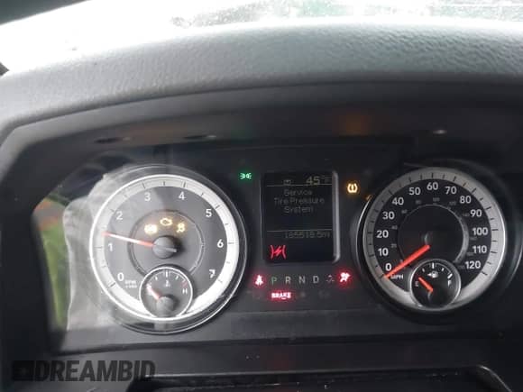 2016 Ram 1500 Express with VIN 1C6RR6FG0GS108211, listed as a IAAI auction lot 41865011 with 185,518 mi miles and . Bid and sale history available at DreamBid. Image 7.