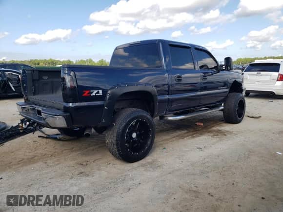 2007 Chevrolet Silverado 1500 LS with VIN 2GCEK13T871150318, listed as a Copart auction lot 87277755 with 193,688 mi miles and Clean title. Bid and sale history available at DreamBid. Image 3.