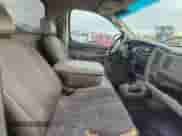 2002 Dodge 1500 z VIN 1D7HA16K92J234199, wystawiony jako Copart lot #86658115 z przebiegiem 201 420 mil mil oraz Czysty tytuł • Clean title. Historia ofert i sprzedaży dostępna na DreamBid. Obrazek 10.