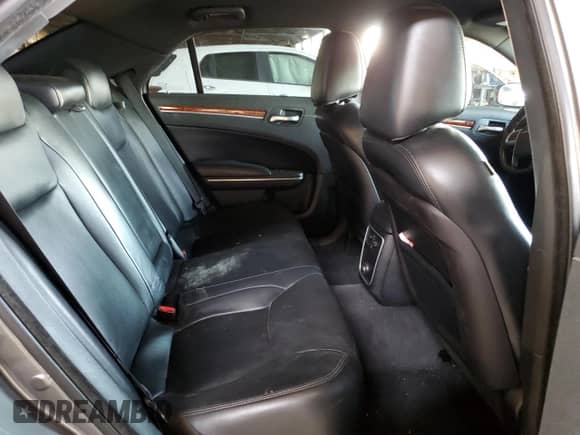 2012 Chrysler 300 Limited с VIN 2C3CCACGXCH309692, выставлен на аукционе Copart как лот 41650025 с пробегом 186 125 миль миль и Списание • Salvage title. История ставок и продаж доступна на DreamBid. Изображение 10.