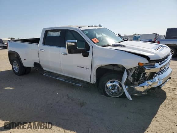 2020 Chevrolet Silverado 3500HD LTZ с VIN 1GC4YUEY2LF222606, выставлен на аукционе Copart как лот 62334385 с пробегом 32 293 миль миль и Списание • Salvage title. История ставок и продаж доступна на DreamBid. Изображение 4.