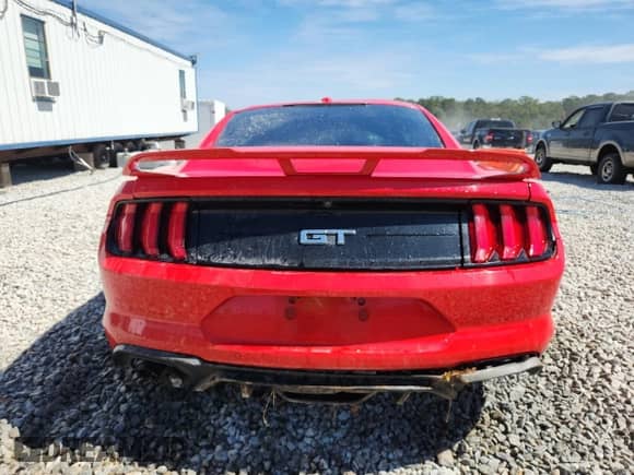 2019 Ford Mustang GT z VIN 1FA6P8CF0K5156927, wystawiony jako Copart lot #84562345 z przebiegiem Nie podano mil oraz Nie do naprawy • Non repairable. Historia ofert i sprzedaży dostępna na DreamBid. Obrazek 6.