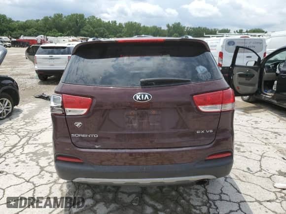 2018 Kia Sorento EX with VIN 5XYPHDA55JG356609, listed as a Copart auction lot 61663795 with 59,803 mi miles and Salvage title. Bid and sale history available at DreamBid. Image 6.