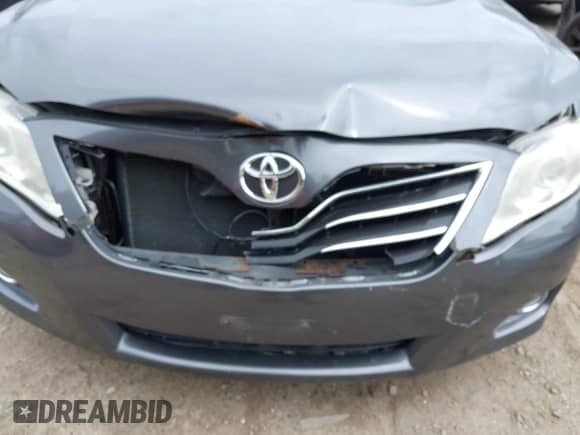 2011 Toyota Camry LE z VIN 4T4BF3EK5BR205507, wystawiony jako IAAI lot #43188685 z przebiegiem 163 984 mil mil oraz . Historia ofert i sprzedaży dostępna na DreamBid. Obrazek 6.