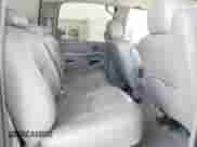 2005 Chevrolet Silverado 1500 LS z VIN 2GCEC13T551113785, wystawiony jako IAAI lot #42156343 z przebiegiem 125 581 mil mil oraz . Historia ofert i sprzedaży dostępna na DreamBid. Obrazek 8.