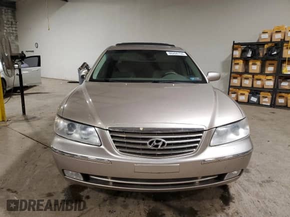 2006 Hyundai Azera SE с VIN KMHFC46F56A107936, выставлен на аукционе Copart как лот 86268794 с пробегом Не указан миль и Списание • Salvage title. История ставок и продаж доступна на DreamBid. Изображение 5.