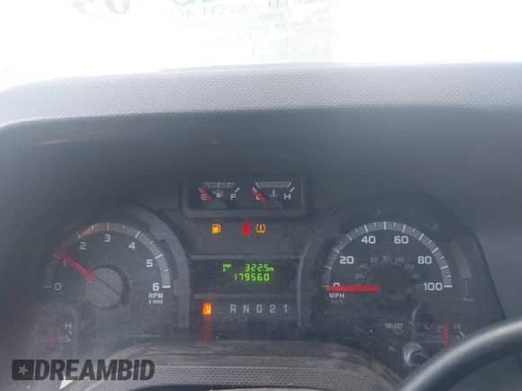 2011 Ford Econoline Cargo Commercial with VIN 1FTNE2EW9BDA26818, listed as a IAAI auction lot 43123909 with 176,560 mi miles and . Bid and sale history available at DreamBid. Image 7.