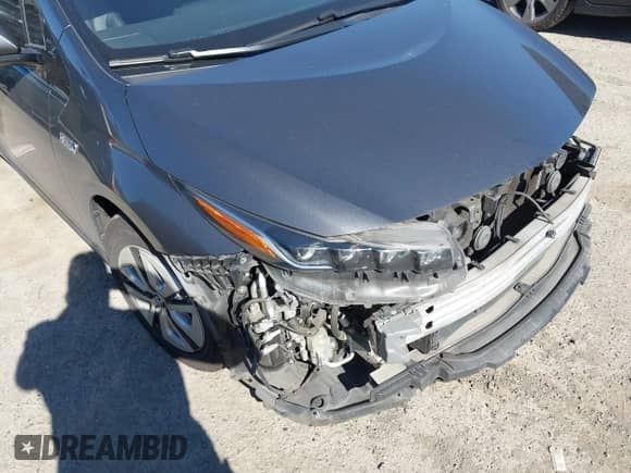 2018 Toyota Prius Plus z VIN JTDKARFP1J3071500, wystawiony jako IAAI lot #42665651 z przebiegiem 168 014 mil mil oraz . Historia ofert i sprzedaży dostępna na DreamBid. Obrazek 18.