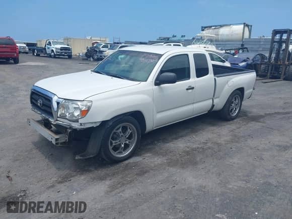 2007 Toyota Tacoma with VIN 5TETX22N77Z451188, listed as a IAAI auction lot 42934656 with 212,174 mi miles and . Bid and sale history available at DreamBid. Image 2.