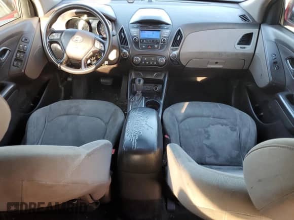 2015 Hyundai Tucson GLS z VIN KM8JT3AF9FU027288, wystawiony jako Copart lot #87356975 z przebiegiem 138 555 mil mil oraz Czysty tytuł • Clean title. Historia ofert i sprzedaży dostępna na DreamBid. Obrazek 8.