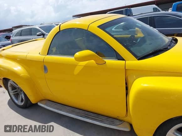 2004 Chevrolet SSR LS с VIN 1GCES14P34B105865, выставлен на аукционе IAAI как лот 43263142 с пробегом 48 374 миль миль и . История ставок и продаж доступна на DreamBid. Изображение 13.