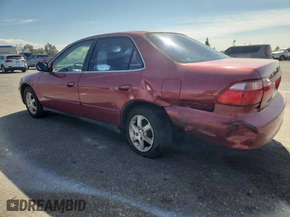 2000 Honda Accord SE with VIN JHMCG6696YC019176, listed as a Copart auction lot 80961655 with 140,374 mi miles and Salvage title. Bid and sale history available at DreamBid. Image 2.