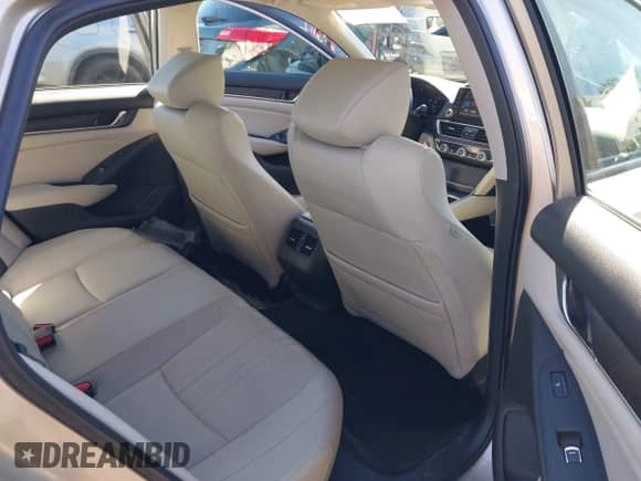 2018 Honda Accord Touring z VIN 1HGCV1F97JA059232, wystawiony jako IAAI lot #43447830 z przebiegiem 39 014 mil mil oraz . Historia ofert i sprzedaży dostępna na DreamBid. Obrazek 8.