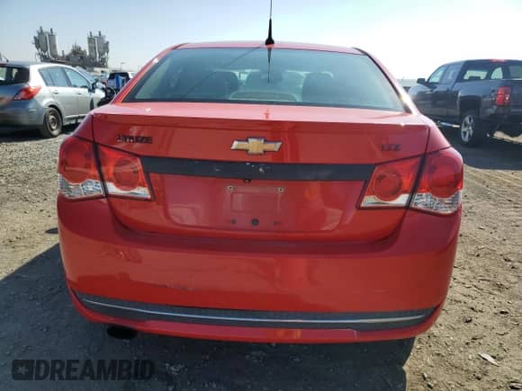 2014 Chevrolet Cruze LTZ with VIN 1G1PG5SBXE7451806, listed as a Copart auction lot 90466035 with 116,040 mi miles and Clean title. Bid and sale history available at DreamBid. Image 6.