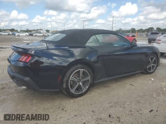 2025 Ford Mustang EcoBoost Premium с VIN 1FAGP8UH7S5120527, выставлен на аукционе Copart как лот 84264615 с пробегом 5 711 миль миль и Чистый • Clean title. История ставок и продаж доступна на DreamBid. Изображение 3.
