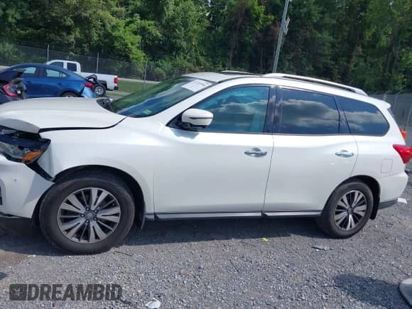 2017 Nissan Pathfinder SV with VIN 5N1DR2MM8HC600965, listed as a IAAI auction lot 42735306 with 135,065 mi miles and . Bid and sale history available at DreamBid. Image 14.