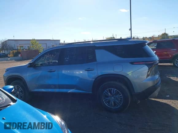 2025 Chevrolet Traverse FWD LT с VIN 1GNERGRS1SJ251798, выставлен на аукционе IAAI как лот 43495136 с пробегом 13 953 миль миль и . История ставок и продаж доступна на DreamBid. Изображение 14.