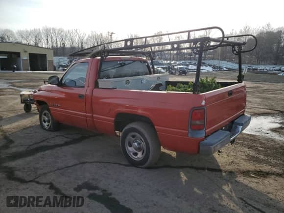 1999 Dodge 1500 с VIN 1B7HC16X5XS190087, выставлен на аукционе Copart как лот 46393795 с пробегом 174 178 миль миль и Списание • Salvage title. История ставок и продаж доступна на DreamBid. Изображение 2.