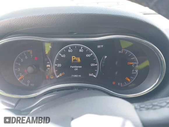 2020 Jeep Grand Cherokee Laredo E с VIN 1C4RJEAG1LC337650, выставлен на аукционе IAAI как лот 42973152 с пробегом 71 362 миль миль и . История ставок и продаж доступна на DreamBid. Изображение 7.