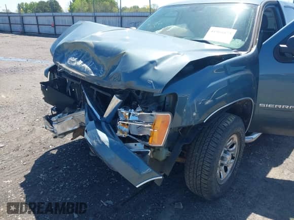 2008 GMC Sierra 1500 SL with VIN 2GTEK13C981120049, listed as a IAAI auction lot 41968873 with 100,890 mi miles and . Bid and sale history available at DreamBid. Image 18.