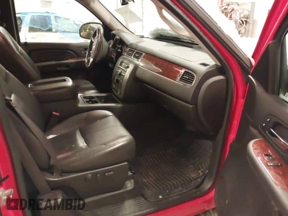 2009 GMC Sierra 1500 SLT z VIN 1GTEK39J59Z106286, wystawiony jako IAAI lot #41486517 z przebiegiem 179 082 mil mil oraz . Historia ofert i sprzedaży dostępna na DreamBid. Obrazek 5.